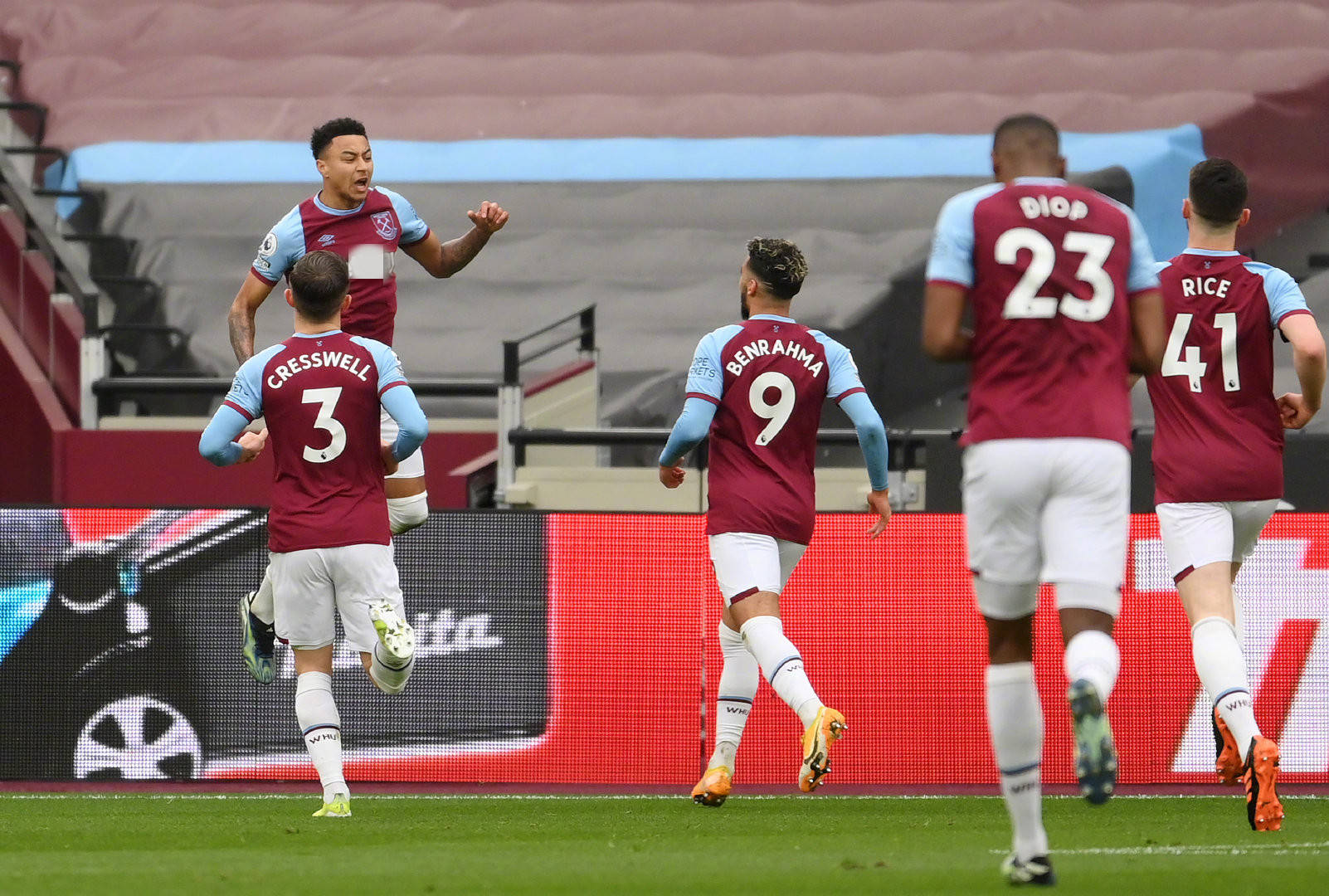 来自各方面 来自各方面