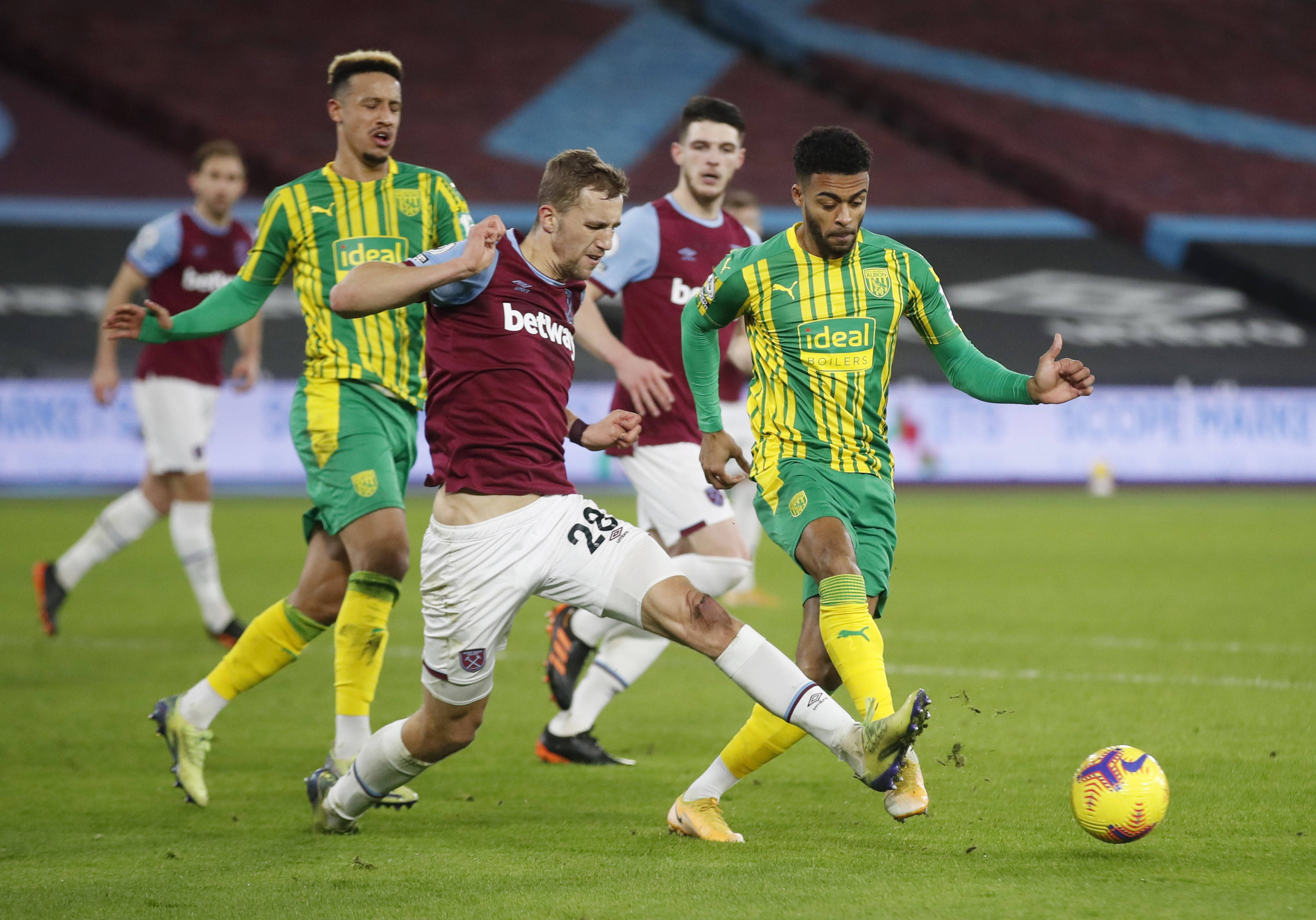 而将三名U 而将三名U